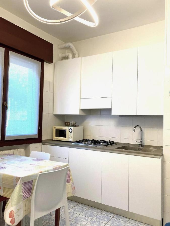 Bilocali Casa De Lazzari - Piazza Brescia - Adria Holiday Jesolo - Family Apartments Eksteriør billede